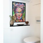 Themarketflat Schoene Im Stadtzentrum דירה *