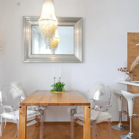 アパート Themarketflat Schoene Im Stadtzentrum